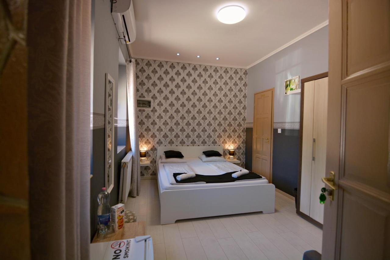 R.Gold Apartman Mako Ngoại thất bức ảnh