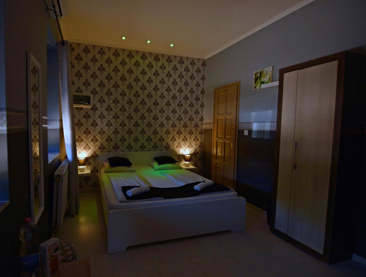 R.Gold Apartman Mako Ngoại thất bức ảnh
